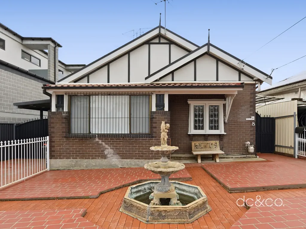 Delightful single-level family home in top street