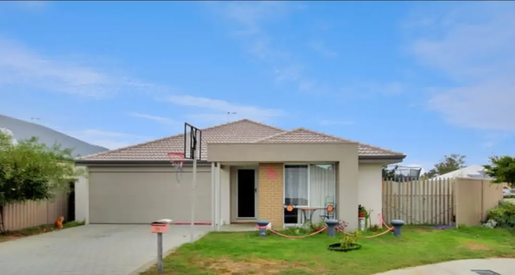 70 Beraking Loop, Dalyellup, WA 6230