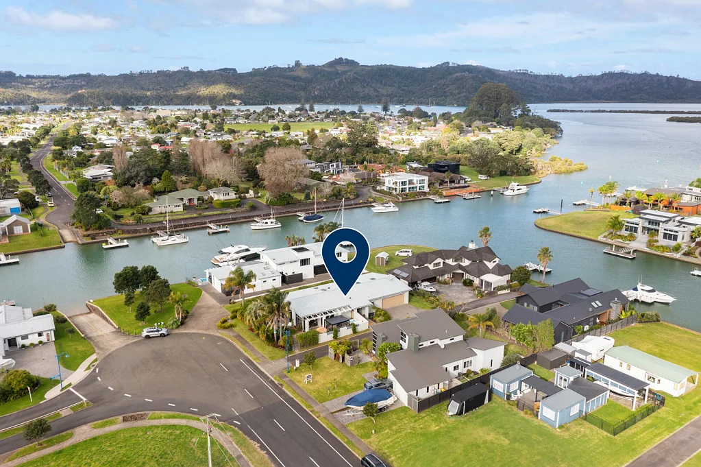 Whitianga 3房  Modern coastal living