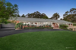 14 Batskos Drive, Warrandyte