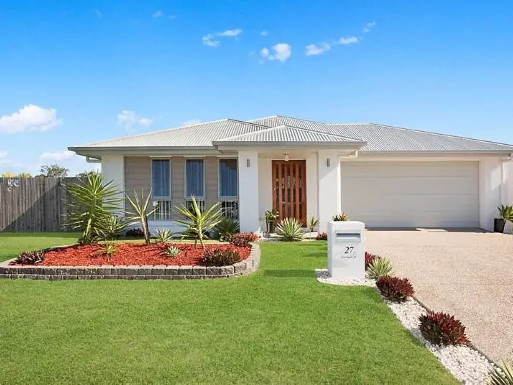 Executive Family Home with Ducted Air & Entertainer’s Patio