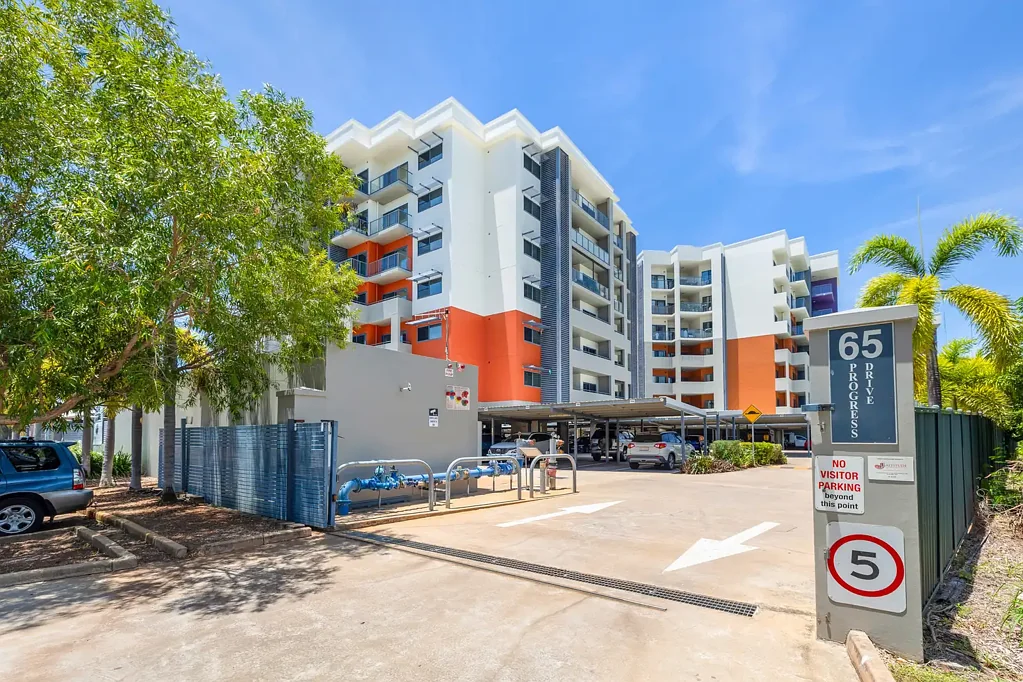 Nightcliff 3Zimmer Luxurious Beachside Living – Spacious Apartment with Pool