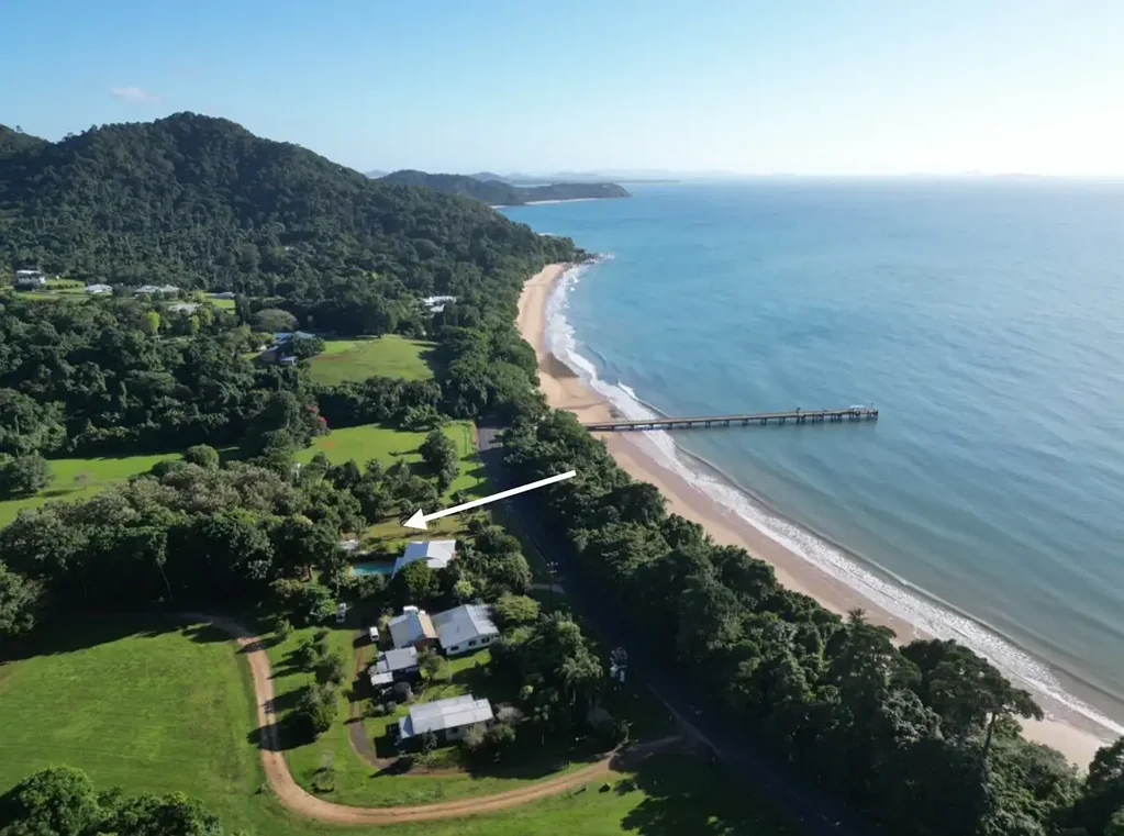 Mission Beach Half an Acre of Beachside paradise