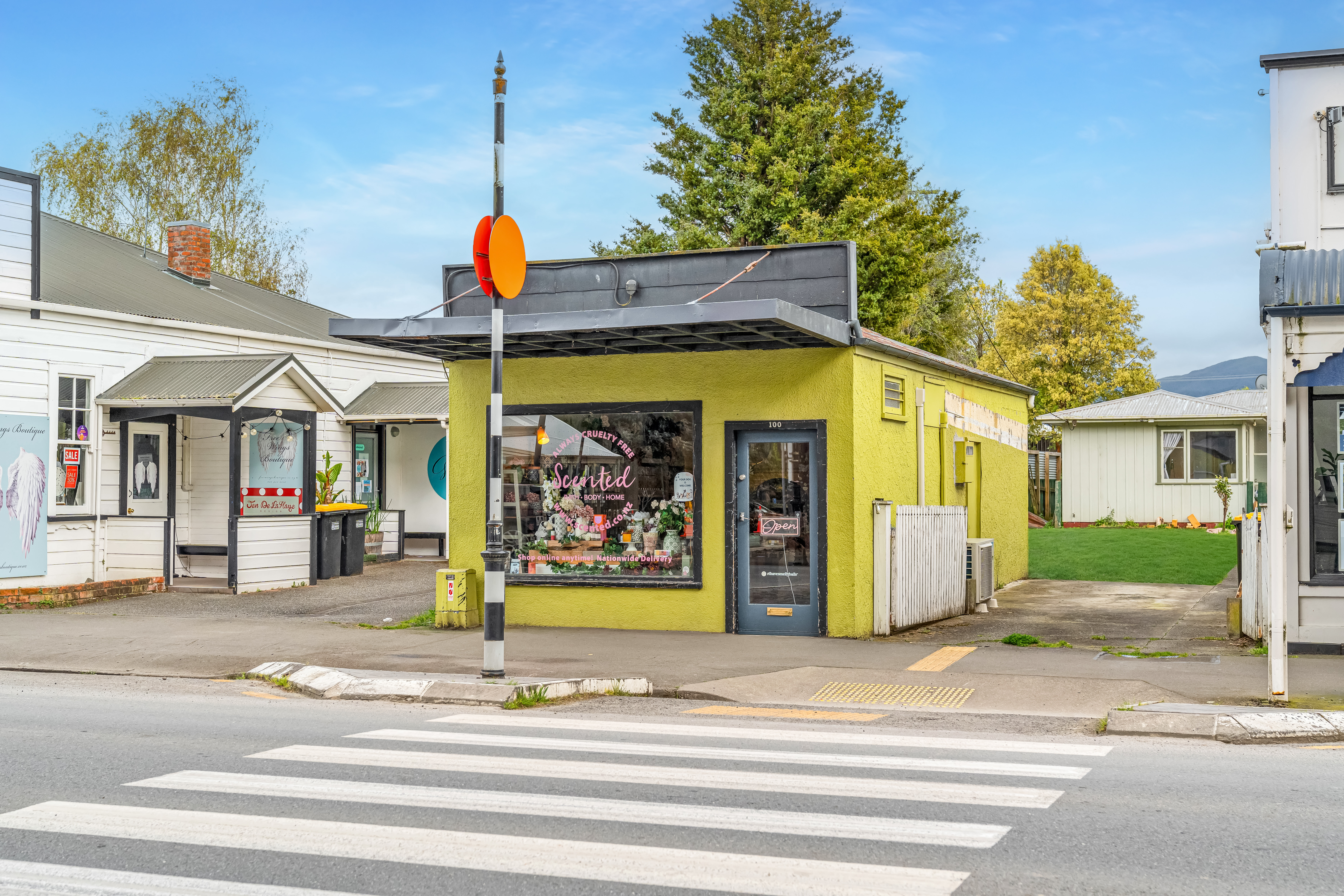 100 Main Street, Greytown, South Wairarapa, 0 phòng ngủ, 1 phòng tắm, Showroom