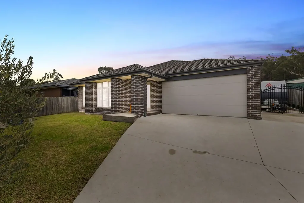 61 Main Road, Tyers, VIC 3844