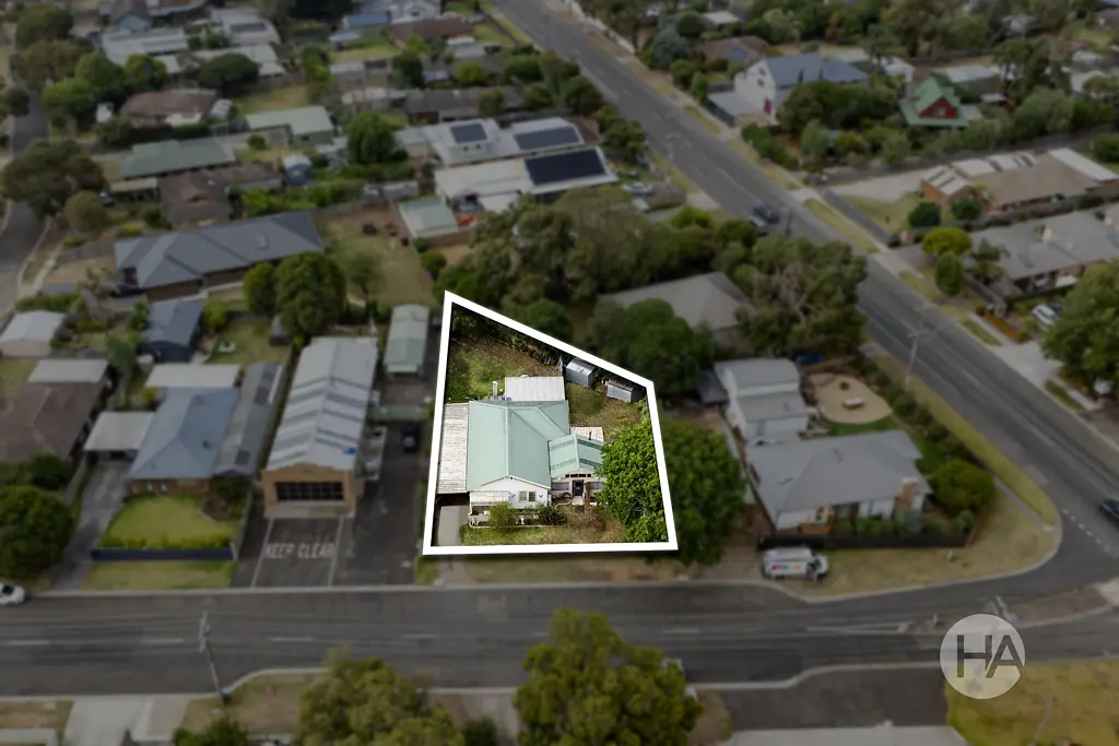 Crib Point 4chambre Renovate or redevelop in charming coastal town
