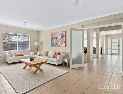 37 Phillip Hyland Drive, Yarrawonga, VIC 3730, 5房, 3浴, 独立屋