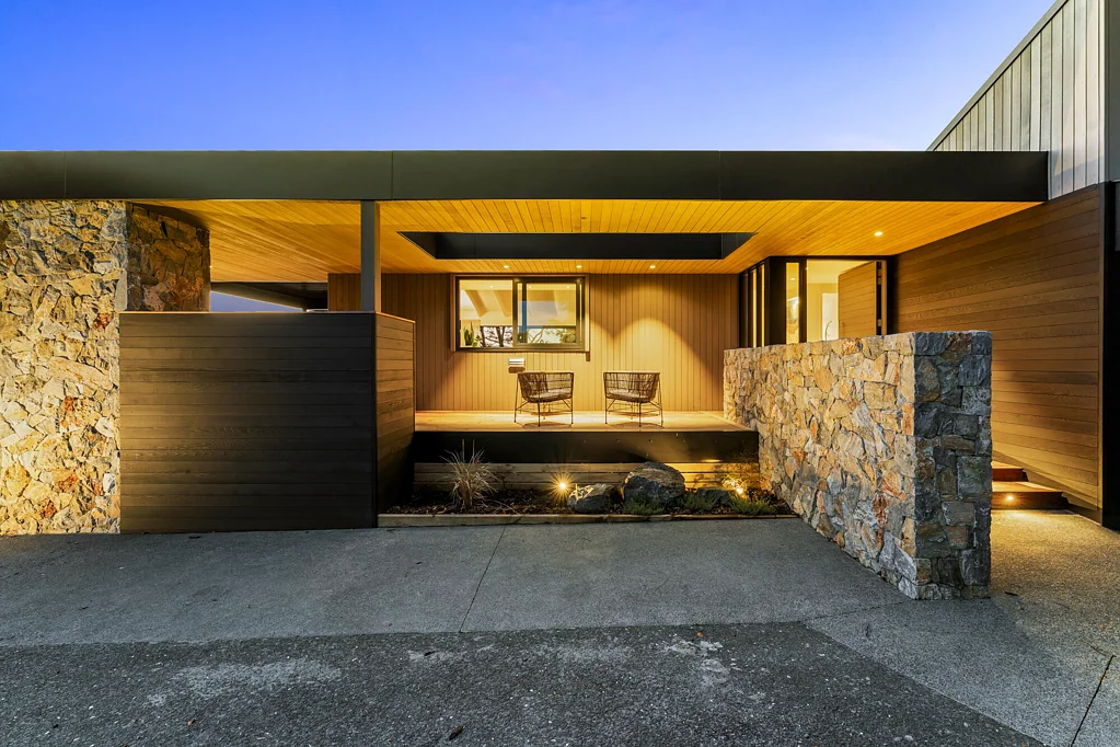 Matakana 4ห้องนอน Waterfront - Spectacular Home + RC to Subdivide