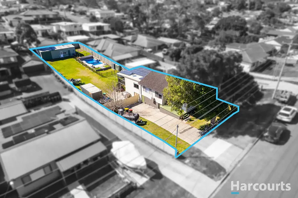 Belmont North 4 Slaapkamer Flexible family living on 1309sqm block offering plenty of future potential