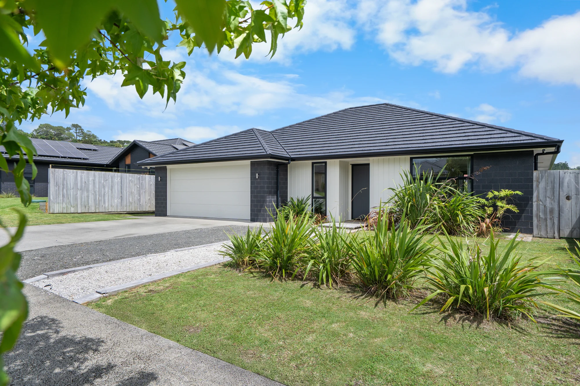 6 Minerva Avenue, Helensville, Rodney, Auckland