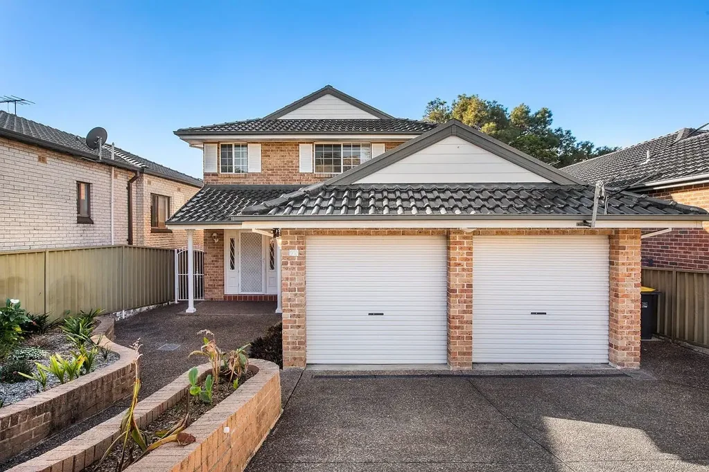 Grand Family Entertainer with Parkside Charm