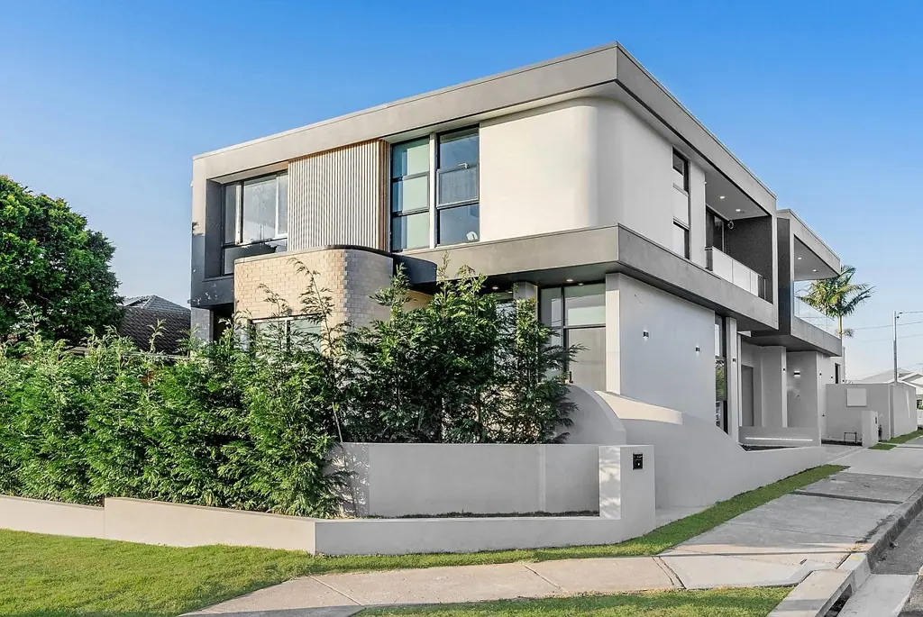 Matraville  Simply the best newly constructed 5 Bedroom masterpiece of remarkable architectural design