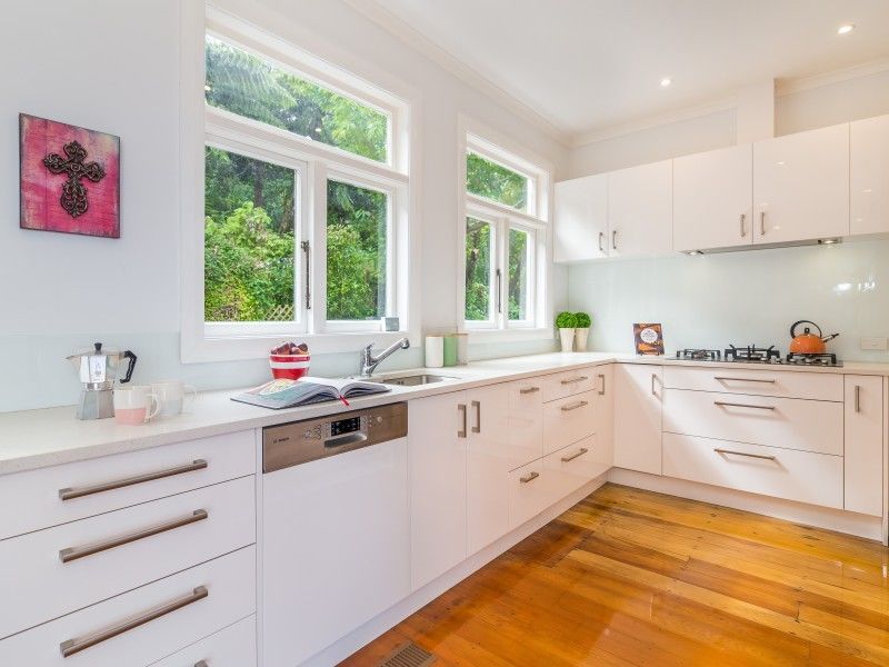 44 Pekanga Road, Normandale, Lower Hutt, 4 chambres, 2 salles de bain