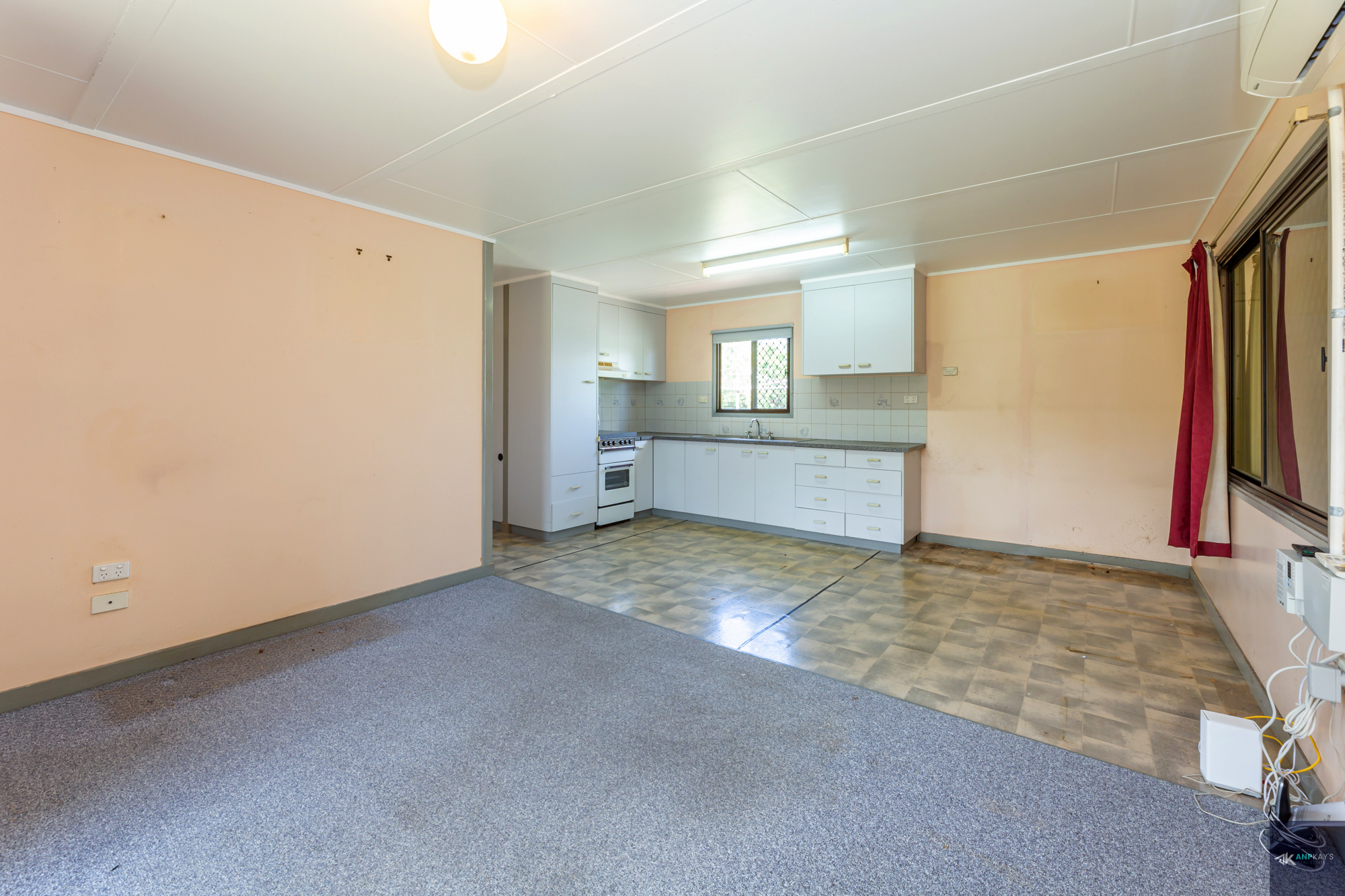 8 SLOCOMB ST, AVENELL HEIGHTS QLD 4670, 0 Bedrooms, 0 Bathrooms, House