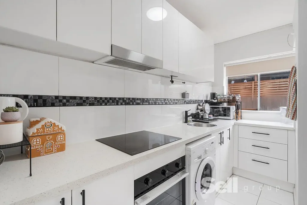 Springvale 2غرفة نوم GROUND LEVEL EASE, UPDATED COMFORT, CENTRAL POCKET