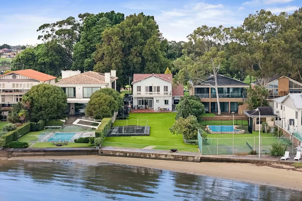15 Phillips Street, Cabarita, NSW 2137