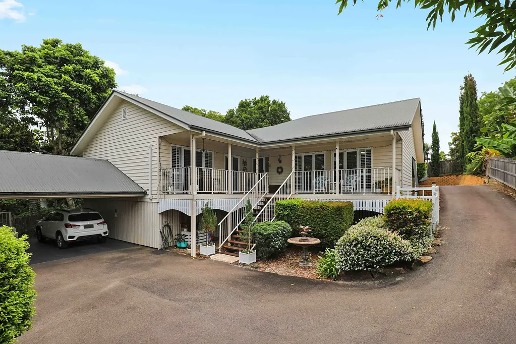 Woombye 3ਬੈੱਡਰੂਮ Timeless Charm With Contemporary Comfort!