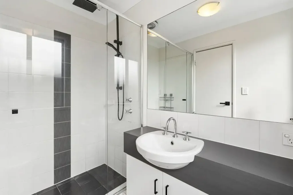 Carramar 4Kwarto Under Offer! With Heath Dymock