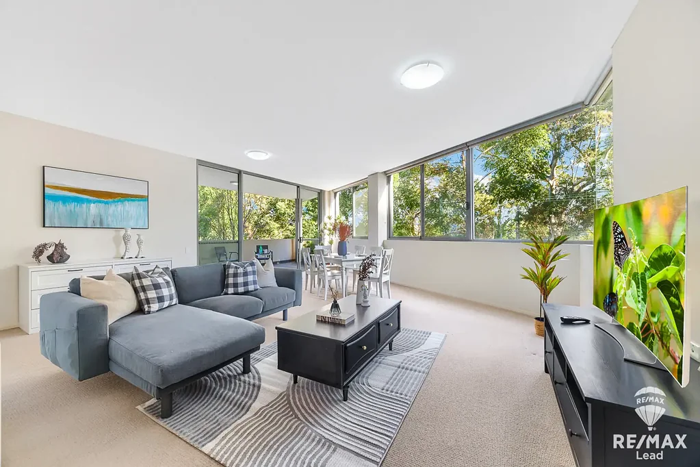 Fully Furnished! Contemporary Lifestyle with Private And Leafy Setting