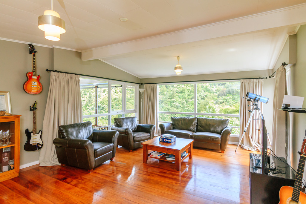 64 Pomare Road, Tirohanga, Lower Hutt, 4房, 2浴