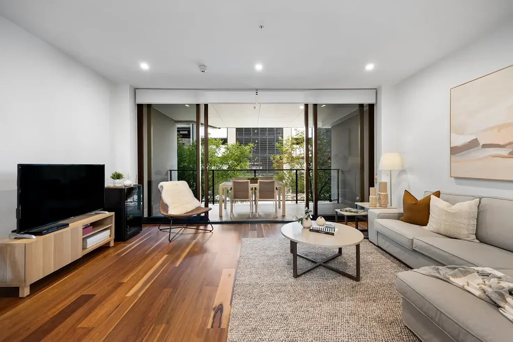 Premium City-Fringe Living with Space, Style & Convenience
