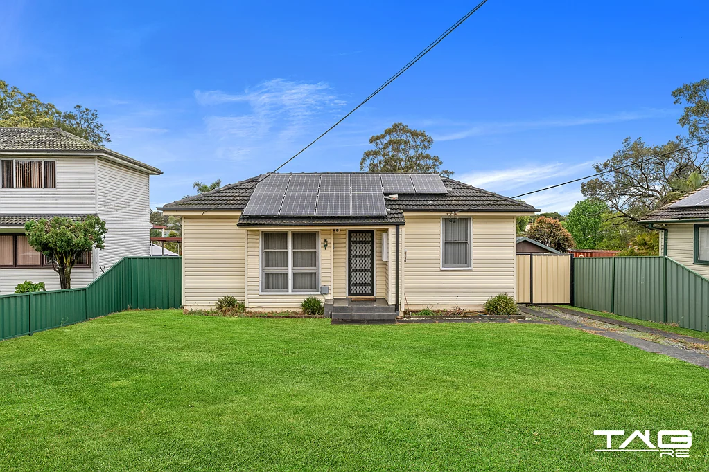 33 Sturt Street, Lalor Park, NSW 2147