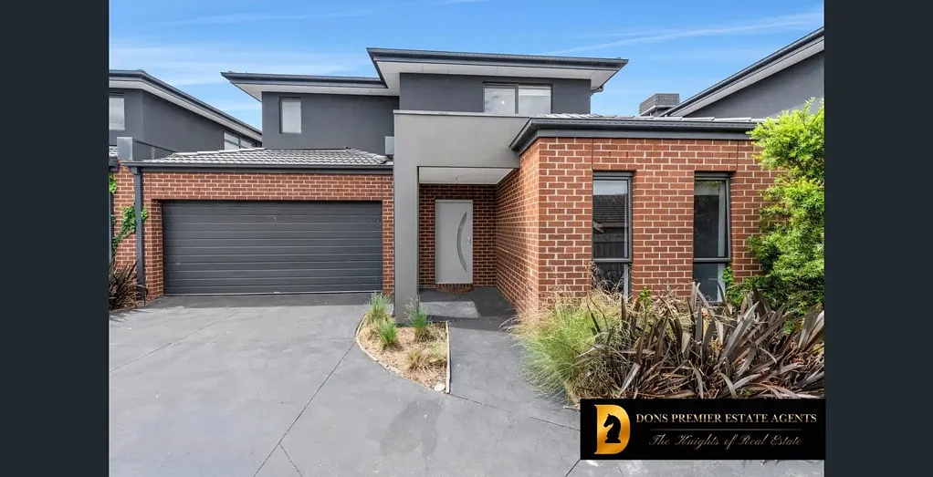 4 Bedroom Townhouse