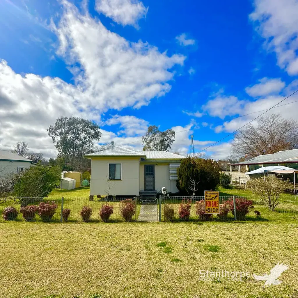 Stanthorpe 2房  STANTHORPE - RENOVATED COTTAGE POSTIONED ALONG QUARTPOT CREEK PARKLANDS