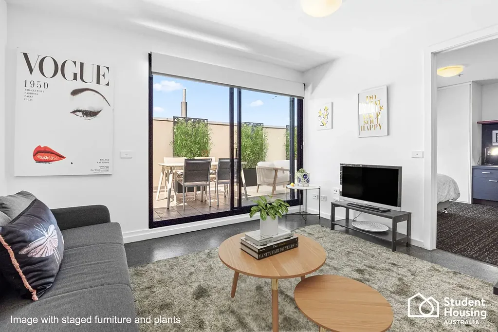 Malvern East 2ਬੈੱਡਰੂਮ Spacious Student Haven with Expansive Terrace & High Yield!