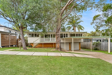 Chermside West 3房 经济实惠的家庭生活，位于备受推崇的公园旁地段，潜力无限 Affordable Family Living in a Prized Parkland Location with Outstanding Potential