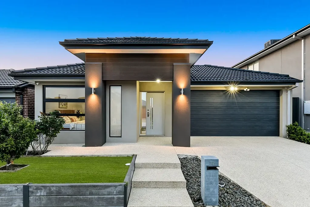 Beautiful family home in the Minta Estate!