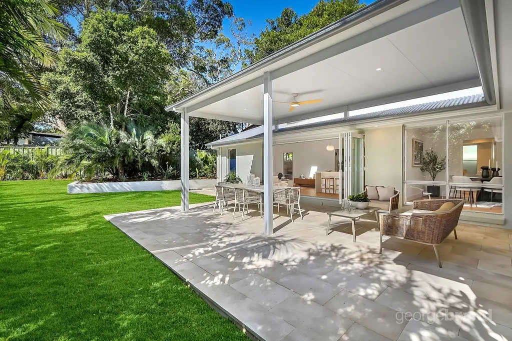 Bateau Bay 4Phòng ngủ Refined Single-Level Coastal Living, Designed for Elegance and Ease