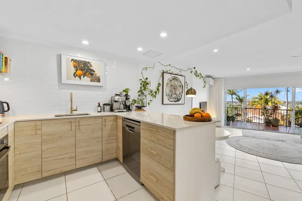Modern Coastal Living in the Heart of Mooloolaba