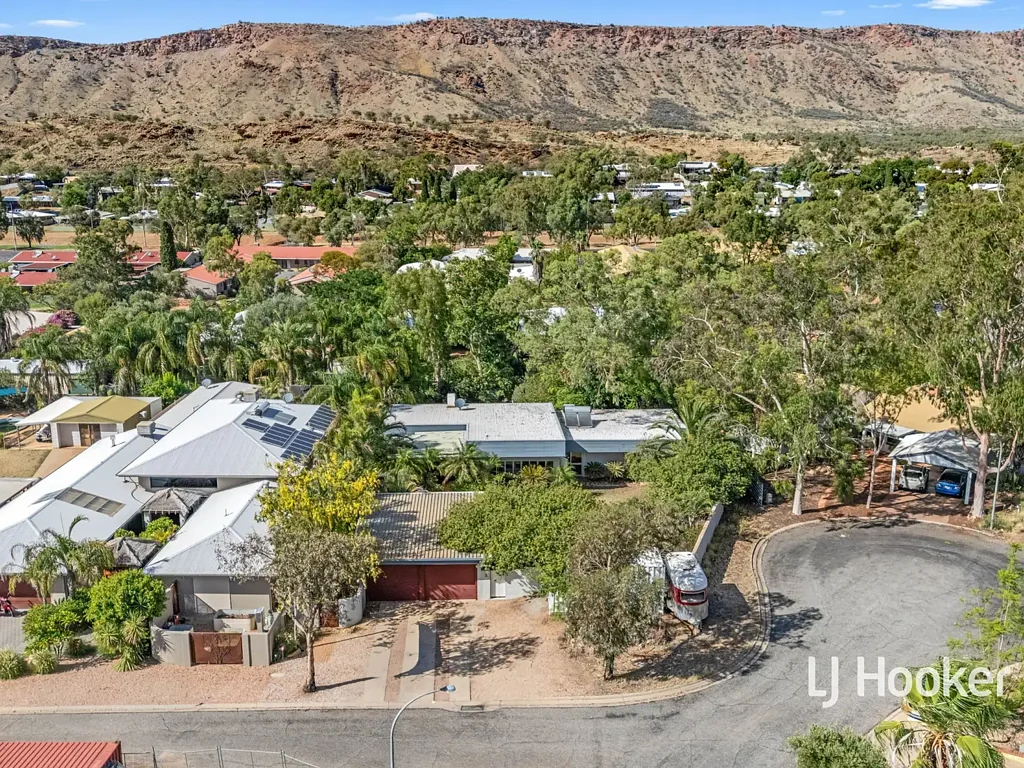5 Griffiths Place, Araluen, NT 870