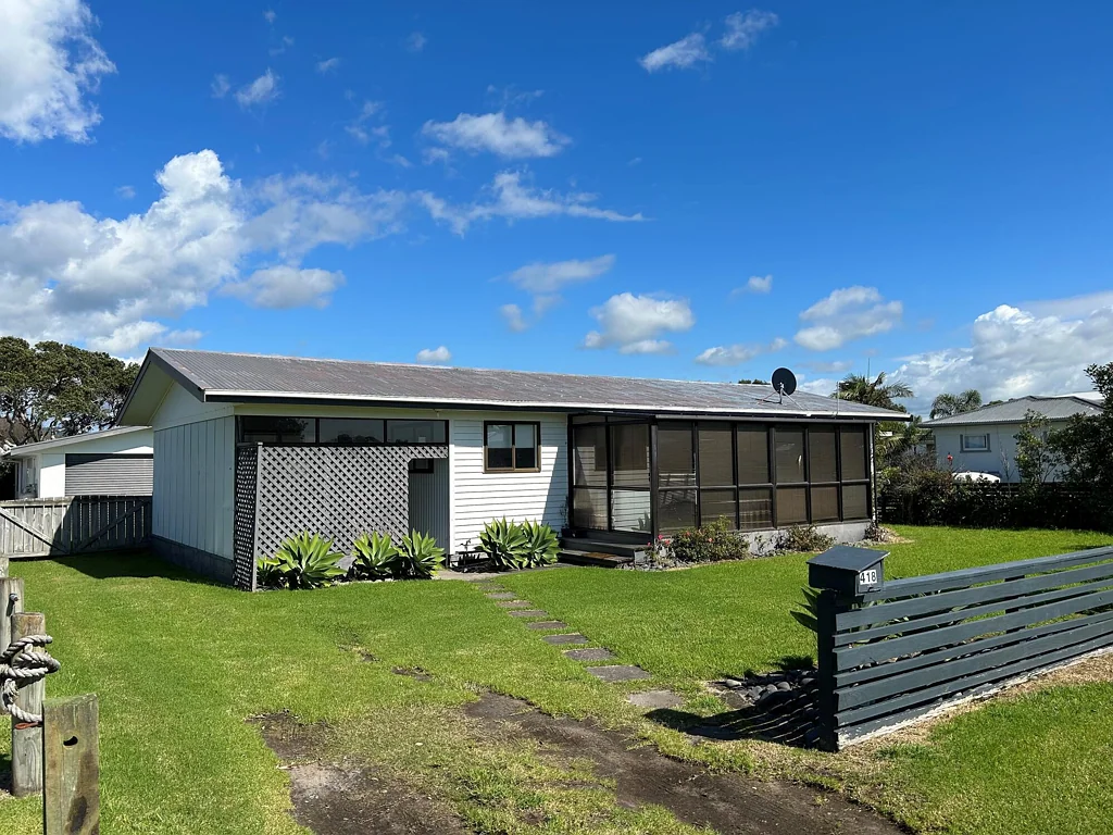 Spacious Three-Bedroom Home - Seaforth Road