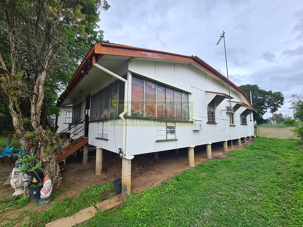 32 High Street, Charters Towers City, QLD 4820