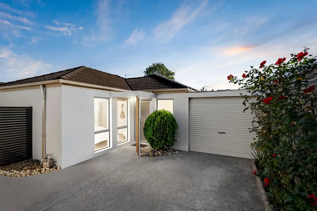 2/11 Robinson Street, Clayton, VIC 3168