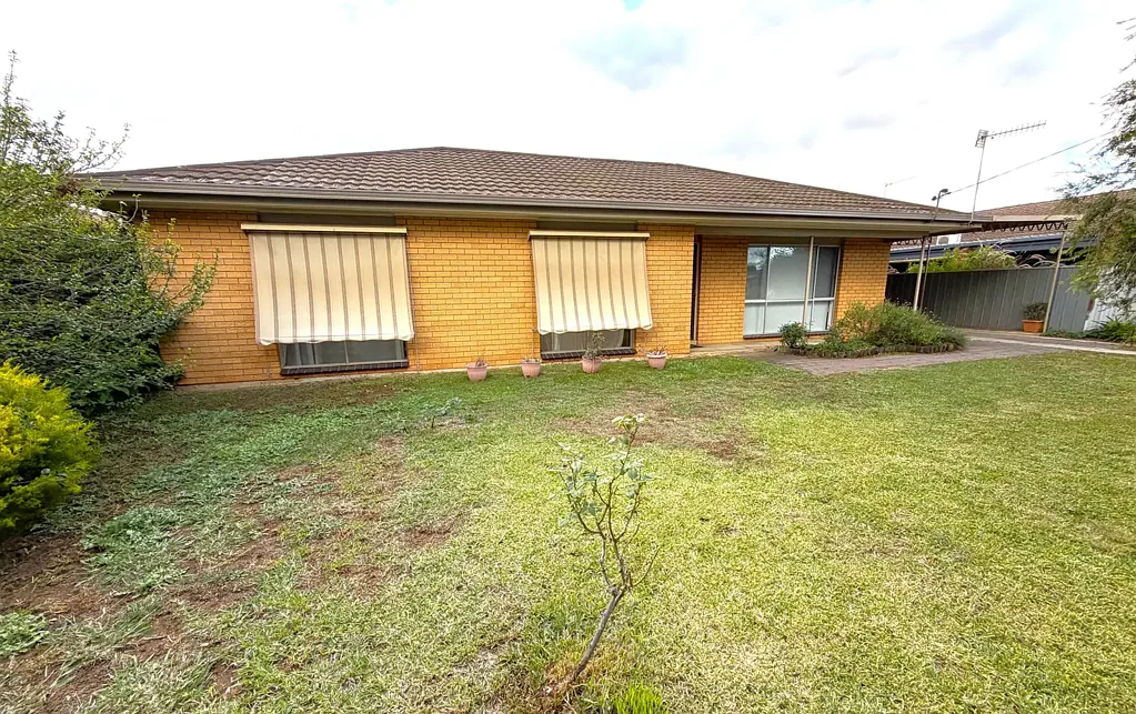 Deniliquin 3房  Neat, Tidy, Top Location & Affordable!