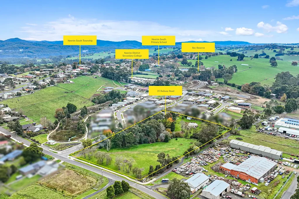 Neerim South 4ਬੈੱਡਰੂਮ "Serious buyers encouraged to inspect and submit their best offer."
