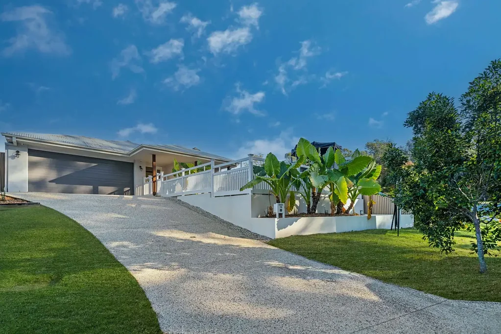 Redland Bay 4Kwarto The Ultimate Family Entertainer with Resort-Style Outdoor Living