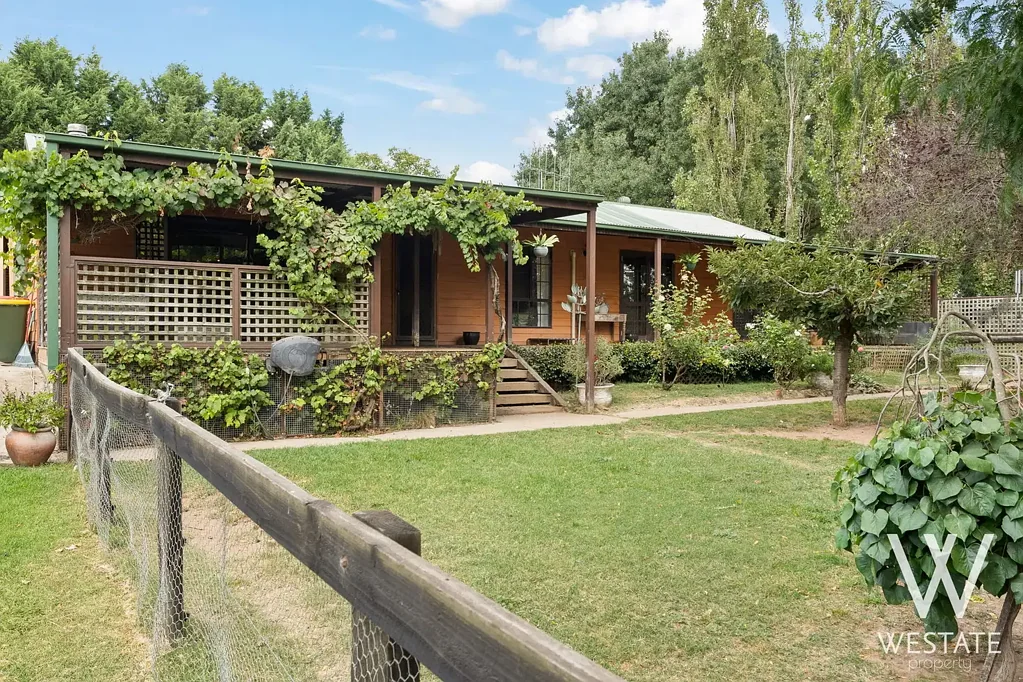 West Bathurst "MUKULLA PARK"  - PREMIER LIFESTYLE & BUSINESS PACKAGE AWAITS