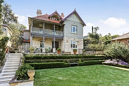 19 Glenview Street, Greenwich