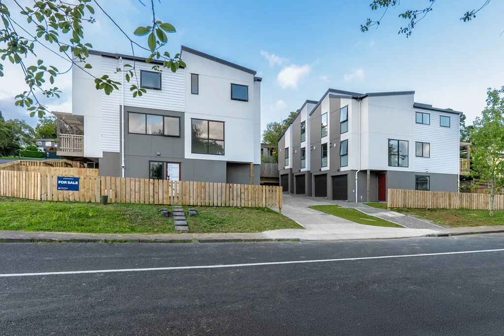 Massey 3Kwarto Stylish 3-Bed Homes with Garage Near Westgate