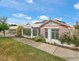 58 Moreing Street, Redcliffe