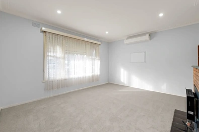 28 Clyde Road, Berwick, VIC 3806, 3 Bedrooms, 2 Bathrooms, House