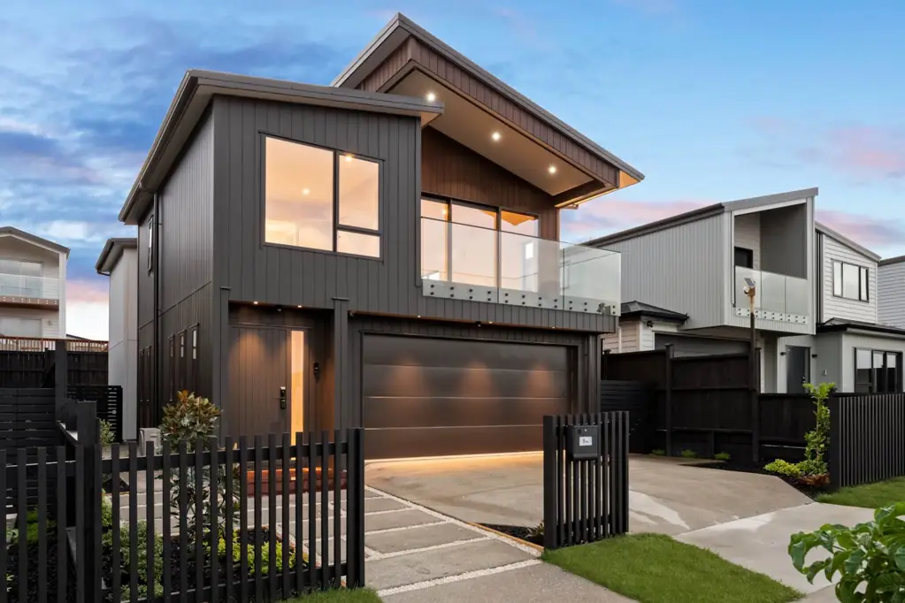 Orewa 4Phòng ngủ Brand-New Family Elegance with a Modern Edge