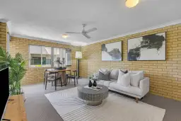 2/106 Indooroopilly Road, Taringa