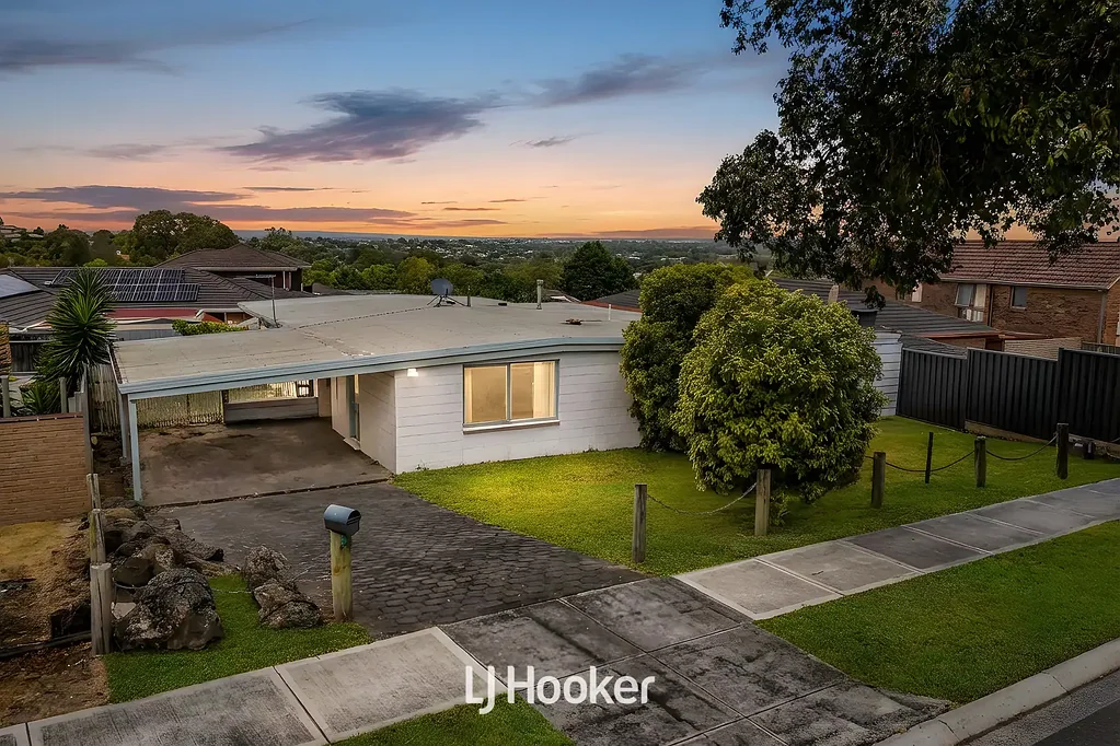 68 Heatherton Road, Endeavour Hills, VIC 3802