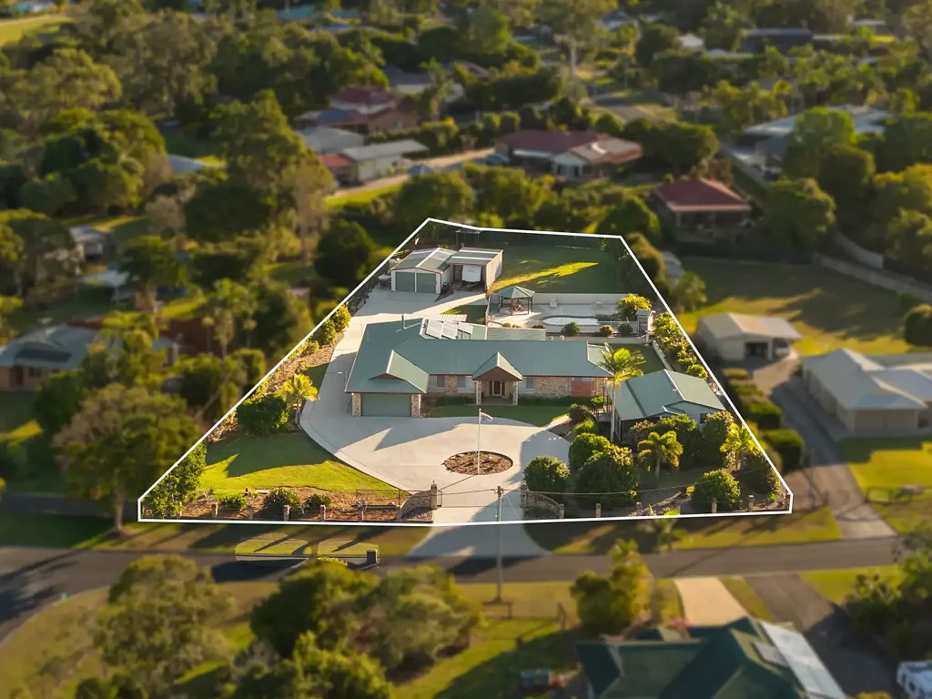 30-32 Laurel Drive, Burpengary, QLD 4505, 6房, 3浴, House