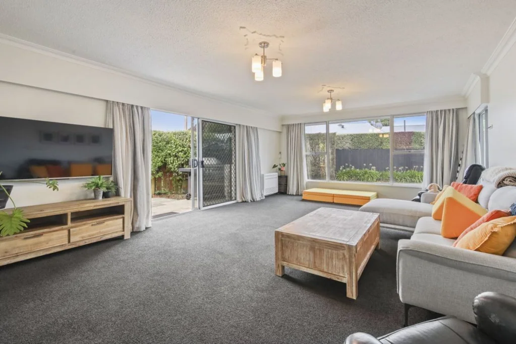 Saint Albans 2 Bedroom Entertainers Dream In Private Lane